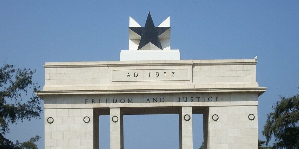 Independence_Arch_-_Accra,_Ghana1